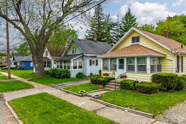 Craftsman-style homes are a typical building type in the Eastside neighborhood.