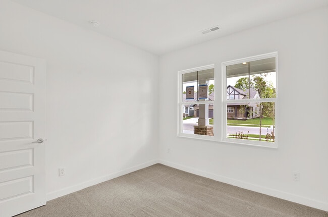 5262 Nettleton Way, Avon, IN 46123 - photo 5