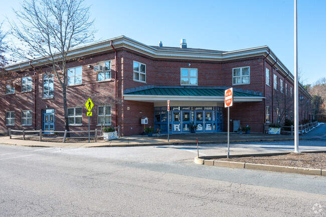 Benjamin Friedman Middle School was given an overall B- rating from Niche.