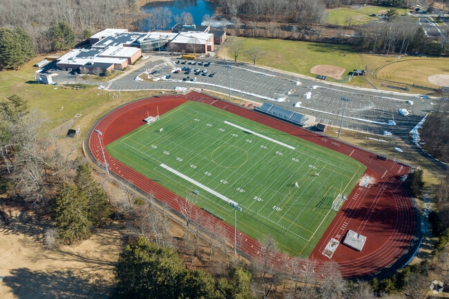 Canton Middle School serves students in 7th and 8th grade.