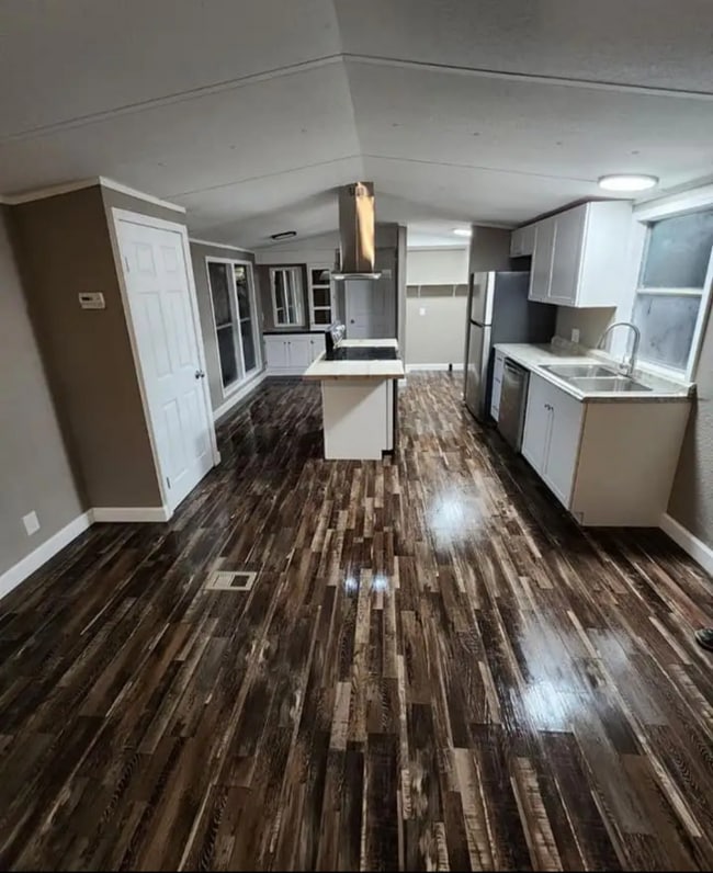 65 Old Milburnton Rd, Limestone, TN 37681