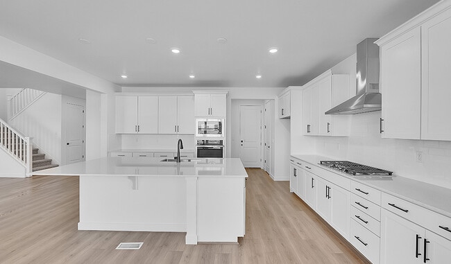 1112 S 3170 E, Spanish Fork, UT 84660 - photo 2