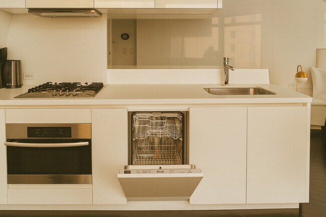 76 Trinity Place unit ID1336090P, New York, NY 10006 - photo 6