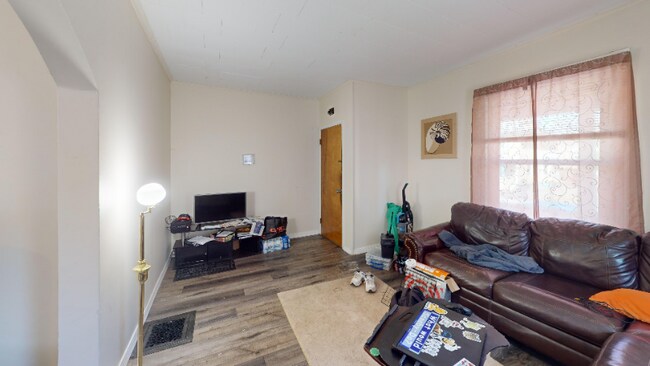 33 Schubert St unit 1fl, Binghamton, NY 13905 - photo 5
