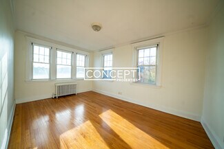 58 Selkirk Rd Unit 14, Boston, MA 02135