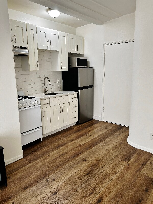 1781 Orchid Ave unit 7, Los Angeles, CA 90028 - photo 7