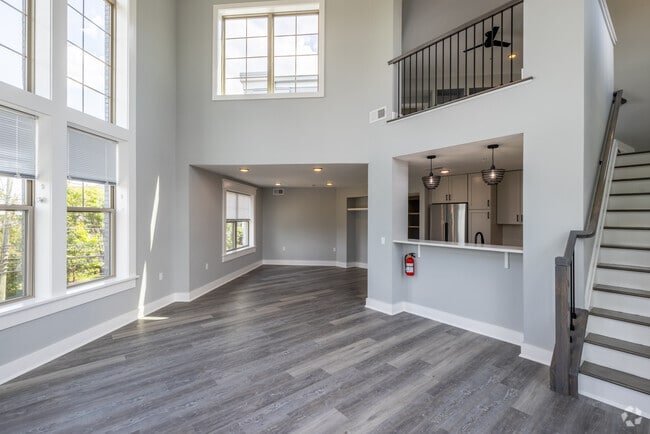2BR, 2BA - 2,130SF