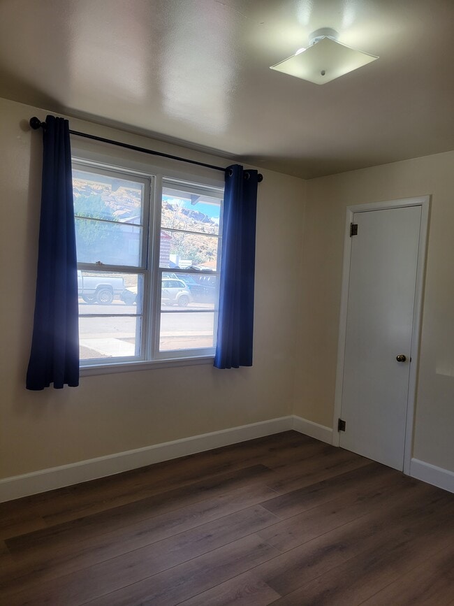 1308 High St, Rawlins, WY 82301 - photo 7