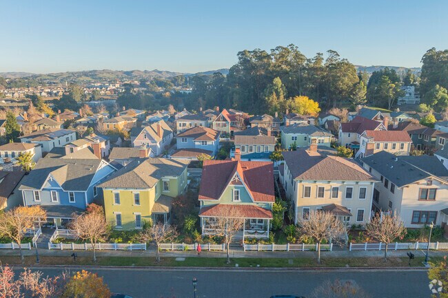 The Waterfront is full of homes with classic pastel colors.