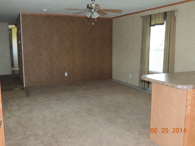 203 2nd St S, Froid, MT 59226 - photo 4