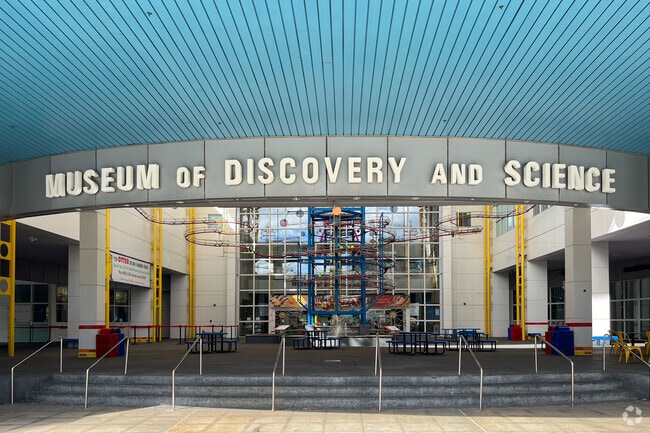 Entrance to the Museum of Discovery and Science in Sailboat Bend.