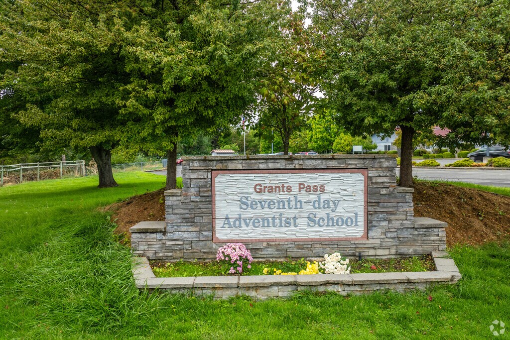 Grants Pass Seventh-day Adventist School serves students from K-9th grade in Grants Pass, OR.