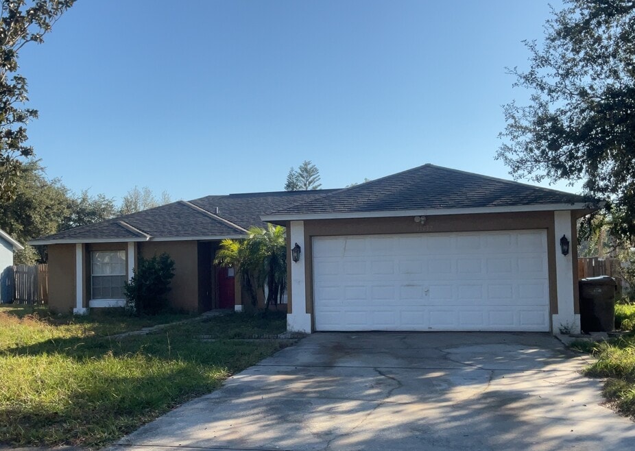 11732 Crescent Pines Blvd, Clermont, FL 34711 - photo 1