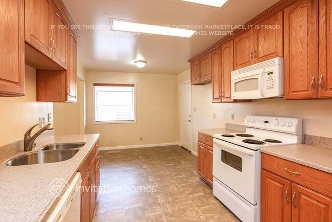 1528 Vervais Ave, Vallejo, CA 94591 - photo 7