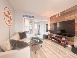 5737 Hobart St Unit 5, Pittsburgh, PA 15217