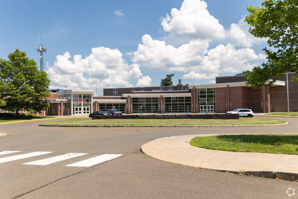Portland Middle School is located in Middle Haddam.