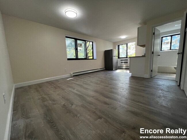 16 Chester St unit 32, Cambridge, MA 02140 - photo 5