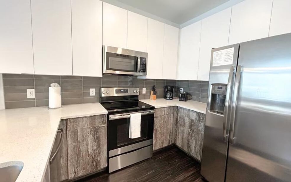 679 Edgewood Ave NE unit ID1328923P, Atlanta, GA 30307 - photo 1