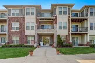 14900 W Library Ln, New Berlin, WI 53151