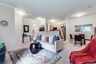 215 Republic Ave, Lafayette, LA 70508