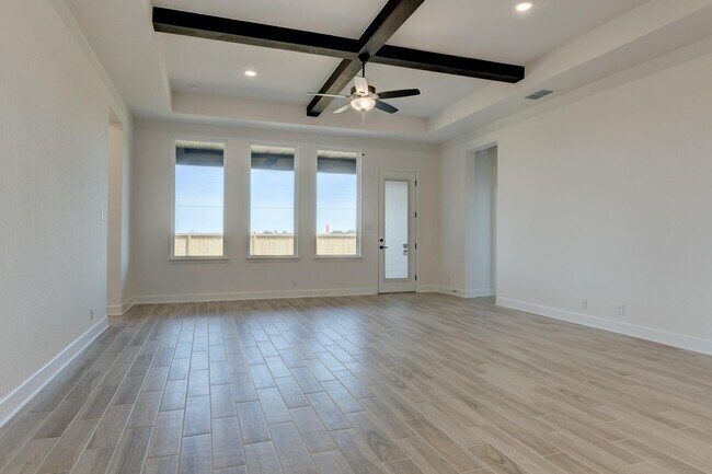 113 Annette Dr unit 36487115, Castroville, TX 78009 - photo 7