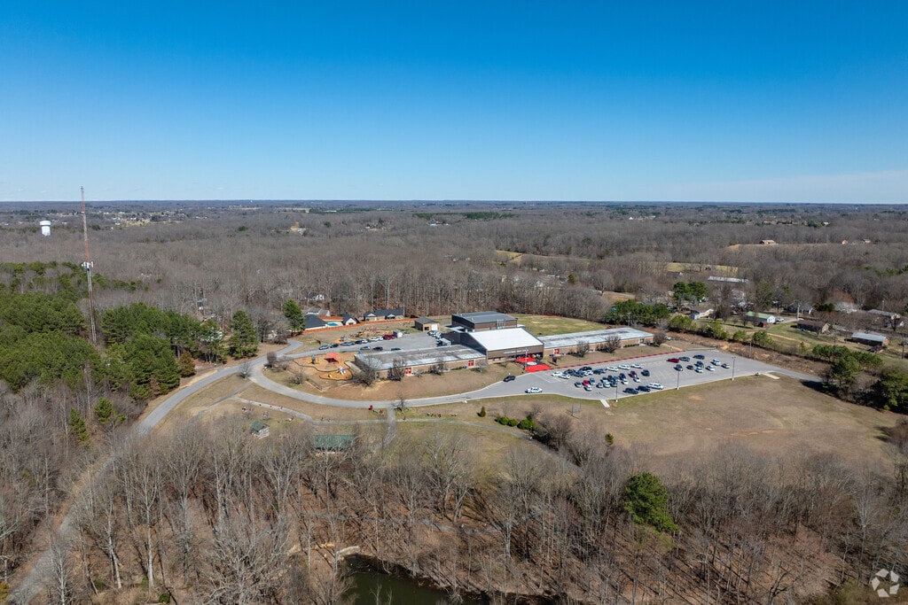 Lawrenceburg Public Elementary School enrolls over 500 students every year.