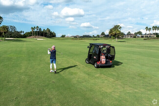 Village of Hemingway locals can spend an afternoon on the links at Havana Country Club.