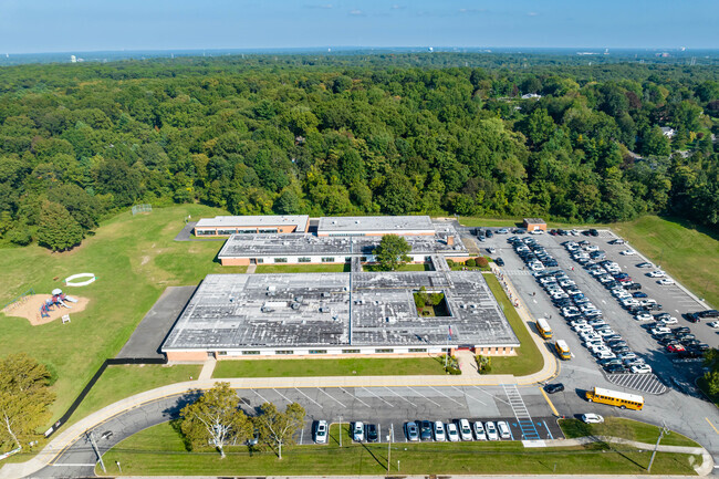 Here is an aerial view of Vanderbilt Elementary School.