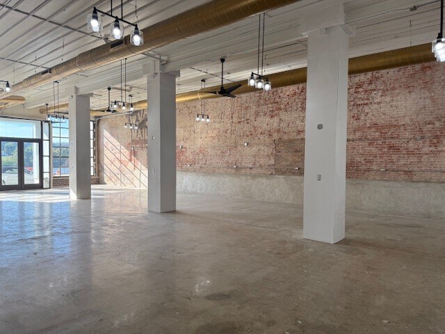 206 E Main St unit Commercial Space, Pomeroy, OH 45769 - photo 7