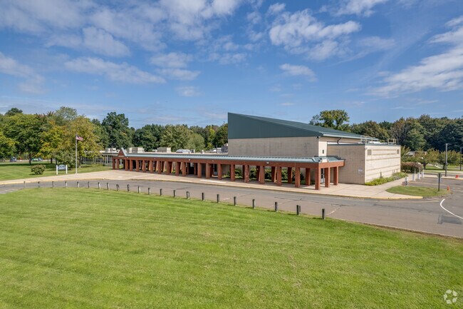 Frederick Brewster Elementary School serves students in grades Pre K through 2nd.