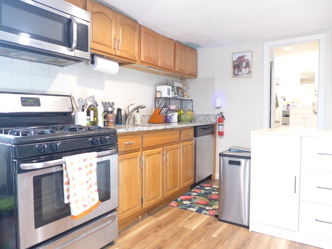 832 Parker St unit B, Boston, MA 02120 - photo 3