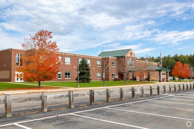 Campbell High School serves high school students in Litchfield.