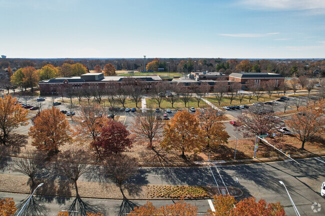 Grace E. Metz Middle School serving students and families in Prince William County.