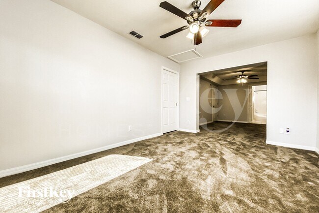 6017 Kiteridge Dr, Lithia, FL 33547 - photo 5