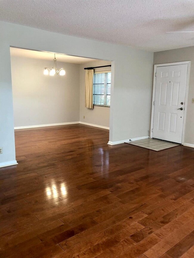 4300 Hazel Ave, Palm Beach Gardens, FL 33410