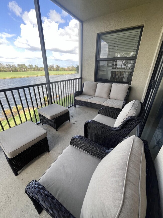 7015 River Hammock Dr Unit 202, Bradenton, FL 34212