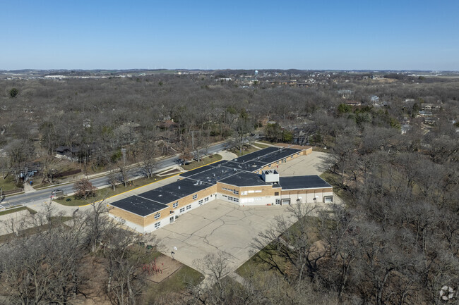 Sauk Trail Elementary School got a B+ rating from Niche.com.