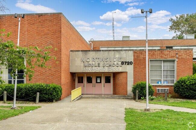 Northside Middle School has a student-teacher ration of 13 to 1.