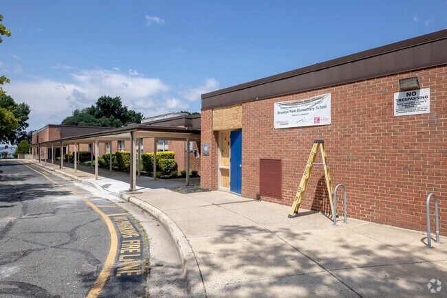 Brooklyn Park Elementary School building in Brooklyn Park.