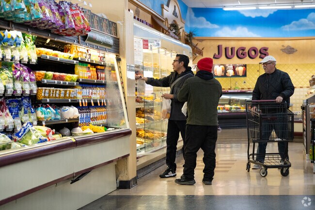 Cardenas Markets near Angeles Acres has popular pastries.