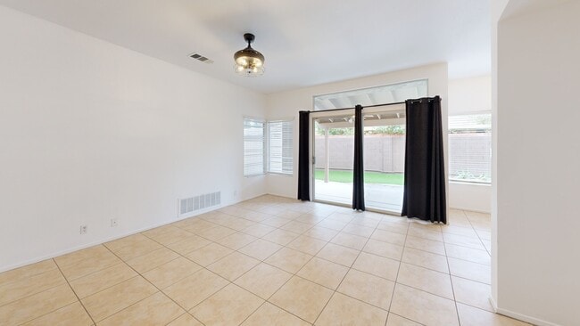 7621 Hackensack Ct, Las Vegas, NV 89128 - photo 2