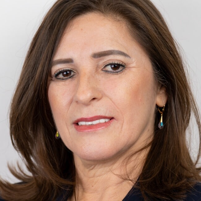 Alba L. Ramirez