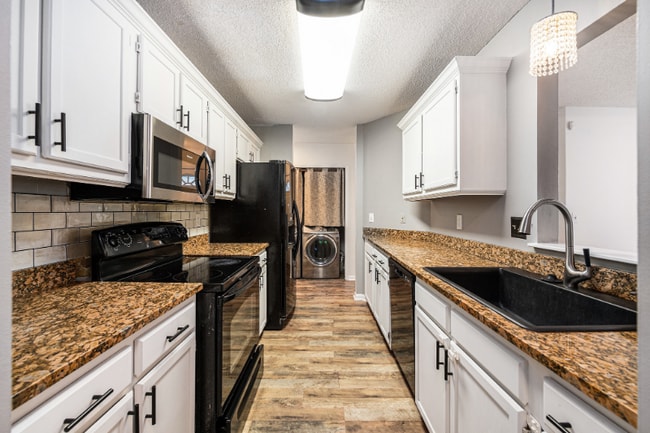 1167 Landsdowne Dr, Charleston, SC 29412 - photo 6