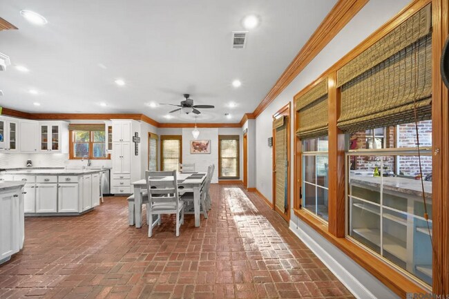 17867 W Colony Way, Baton Rouge, LA 70810 - photo 4