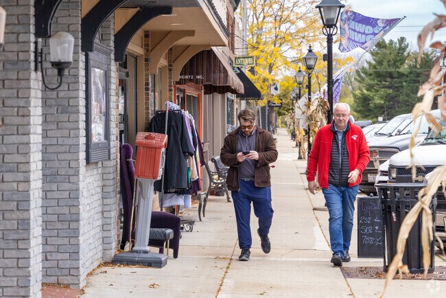 Historic buildings line downtown Rockton's retail strip.