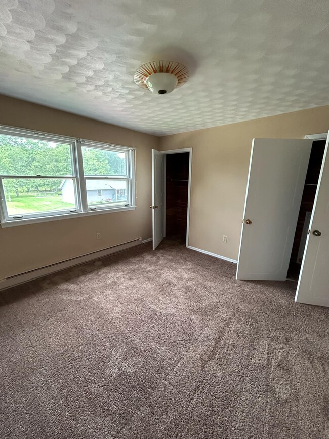 16 Wyoming St Unit 16 Wyoming Street 2W, Tamaqua, PA 18252