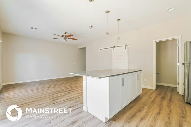 1119 S Stapley Dr, Mesa, AZ 85204 - photo 6