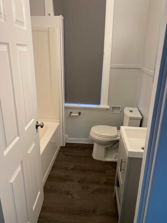 1500 Dormont Ave unit 1, Pittsburgh, PA 15216 - photo 5