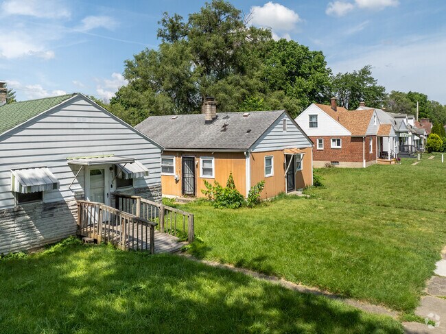 This Edgemont street features a variety of home styles.