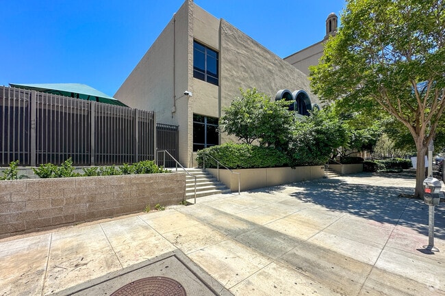 Brawerman Elementary School - East